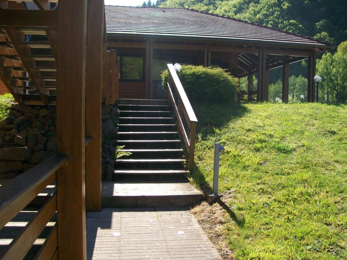 拉克德格拉芙酒店 拉塞勒 外观 照片